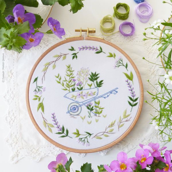 Gardening - 6" embroidery kit