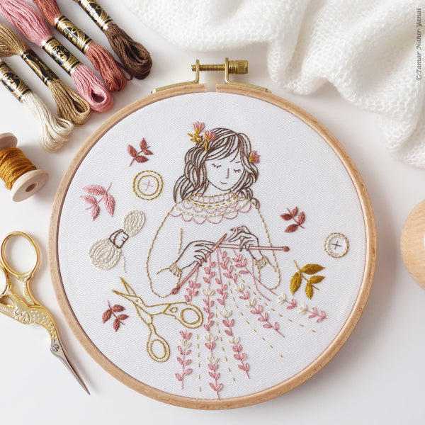 Knitted Dreams - 6" embroidery kit