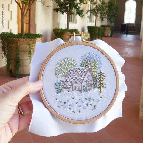 Snowy Cabin - 4 embroidery kit – Tamar Nahir-Yanai